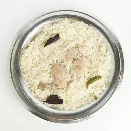 White Chicken Madghot